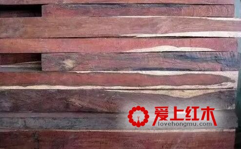 浅谈2017年中国仿古家具市场的发展现状及其前景未来-3