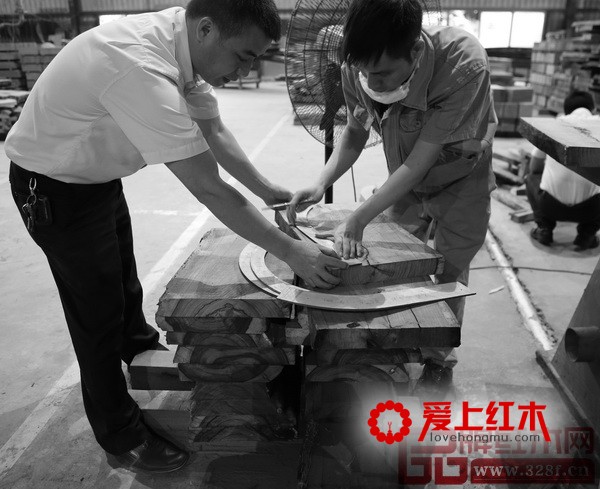 7道工序精心打造国寿红木新明式红木家具-2