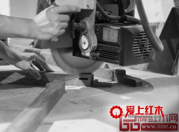 7道工序精心打造国寿红木新明式红木家具-4