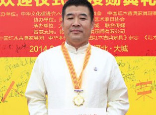 留住京作家具“骨血”的红木行业领袖人物邵桂岭