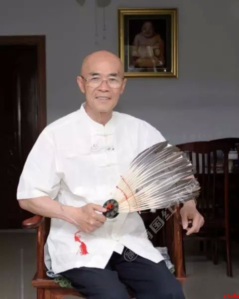 比皇帝还富有的收藏家