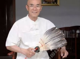 比皇帝还富有的收藏家
