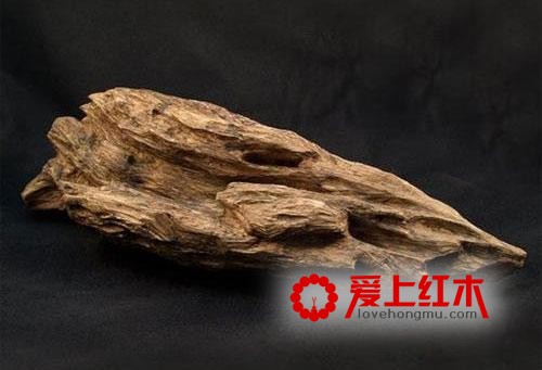 老玩家教你四步鉴别沉香法，别再傻傻被骗了！-1