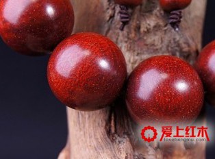 小叶紫檀的掉色，为哪般？