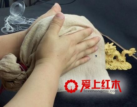 小叶紫檀手串简单有效的盘玩包浆方法——不看可惜-3