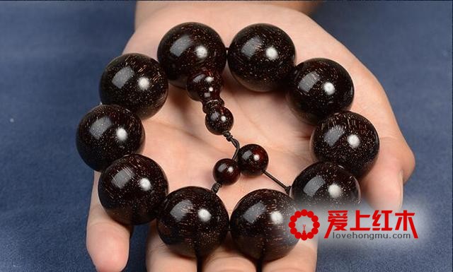 什么是金星紫檀，如何辨别金星紫檀的好坏?-1