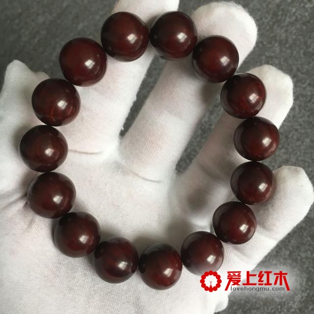 浅析小叶紫檀的棕眼-3