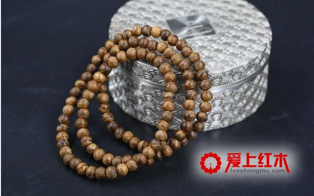 沉香手串会变轻，什么鬼？-1