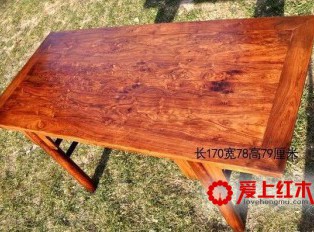 以条案为例，介绍红木家具的主要装饰手法