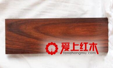 浅析阔叶黄檀家具-8