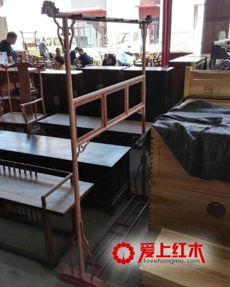 为什么说明式红木家具“简约而不简单”？-6