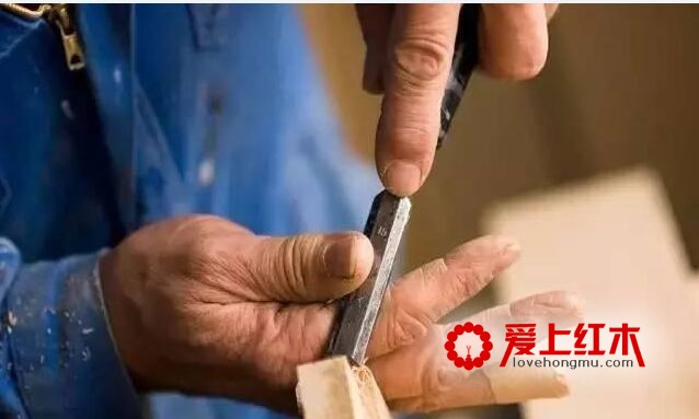 红木家具的刨削可是一门技术活-4