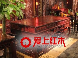 如何鉴别区分小叶紫檀和大叶紫檀？