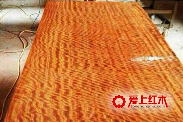 鸟足紫檀的鉴别及鸟足紫檀家具的保养-2