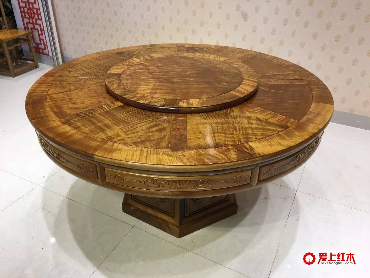 红木餐桌精品欣赏 古典与现代的完美结合-3