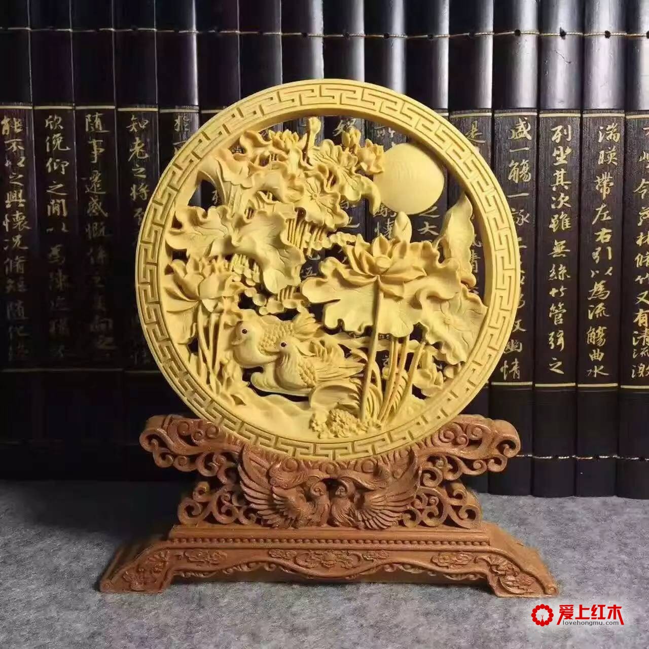 黄杨木精雕镂空版大圆盘对款式精品欣赏-1