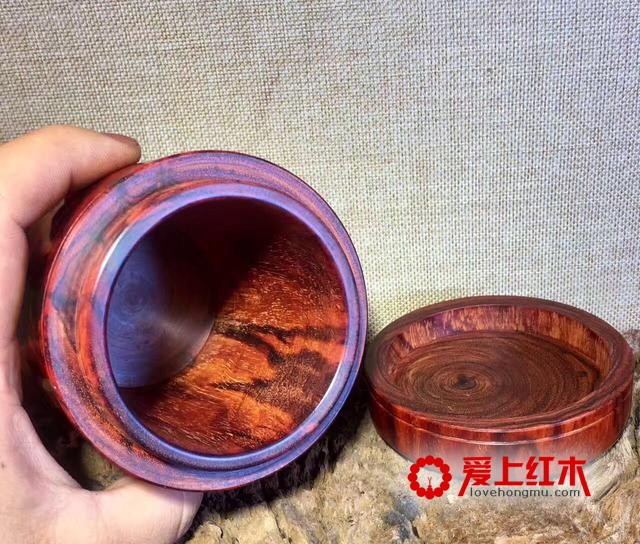 收藏级印度小叶紫檀茶叶罐，大号款的，老料带星-9