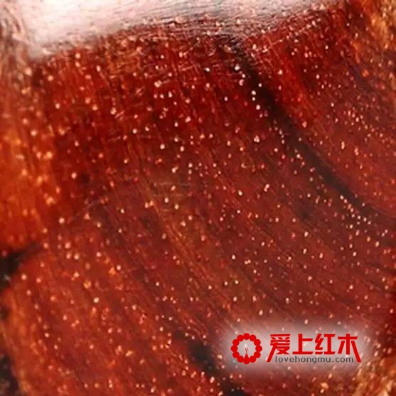 紫檀中不同纹理在横切面纵切面以及珠子上的表现形式介绍-1