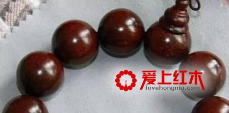 影响小叶紫檀手串定位标准的因素有哪些？-7