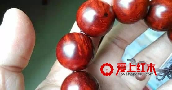 影响小叶紫檀手串定位标准的因素有哪些？-8
