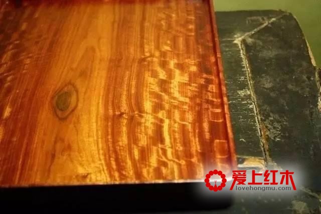 大果紫檀（缅甸花梨）家具该如何鉴别真伪？-4