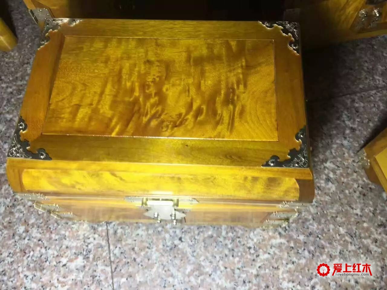 金丝楠木小叶桢楠首饰百宝箱精品欣赏-3