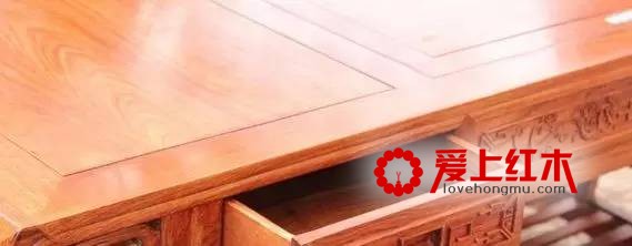 红木家具中的伸缩缝对保护家具有什么作用-3