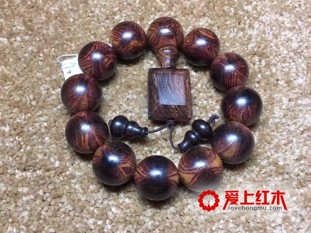 海南黄花梨佛珠纹路精品鉴赏-2