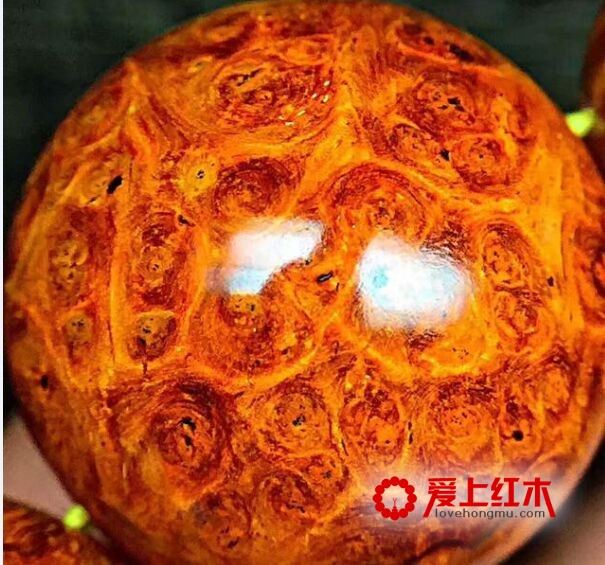 谈谈紫檀的鉴定神器：“紫光灯”-2