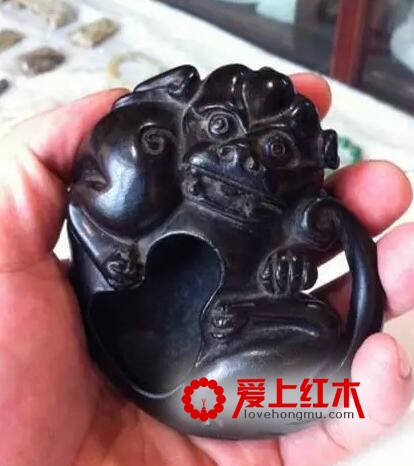 用小叶紫檀制作的十大文房用具-16