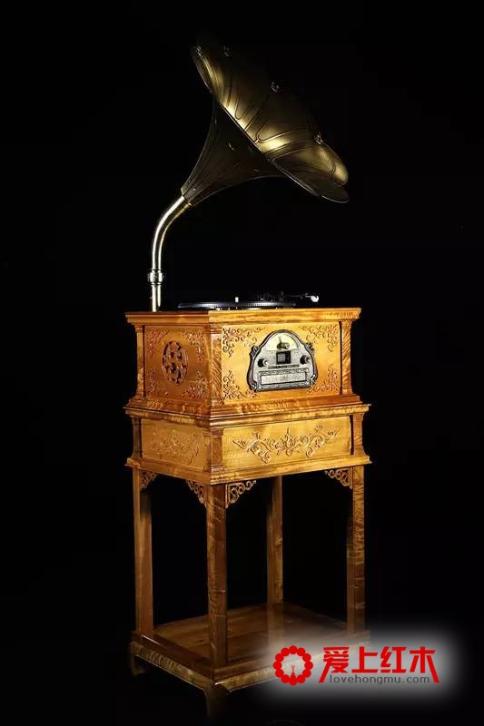 金丝楠木留声机作品欣赏 古典复古韵味-1