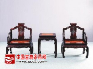 仿古新作紫檀木卷书搭脑扶手椅