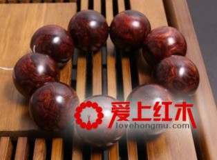 海黄手串VS越黄手串