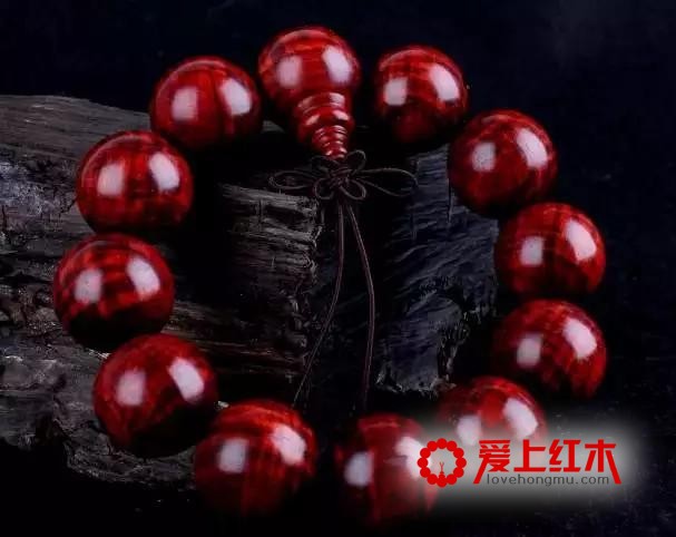 收藏小叶紫檀，必须把握这4点-3