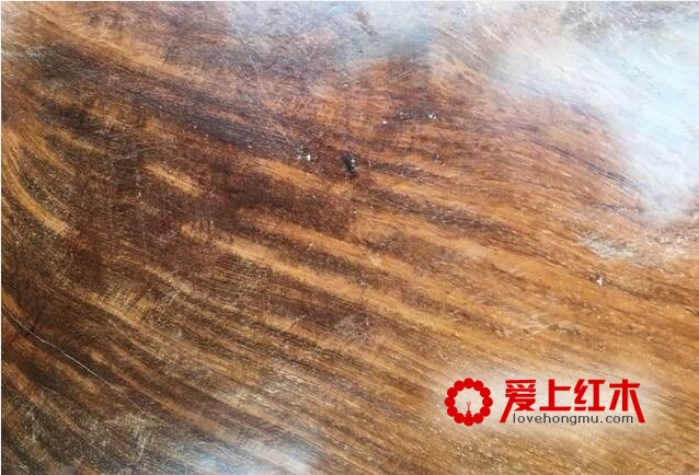 如何认清海南黄花梨，看海黄的莹光-3