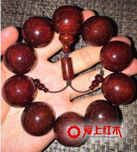 紫檀手串要选“小孔”的原因-1