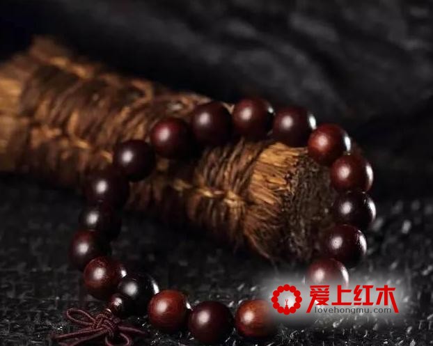 辟邪化煞：紫檀手串的功效作用-3