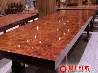 巴西花梨是什么？详解大巴花与小巴花的区别