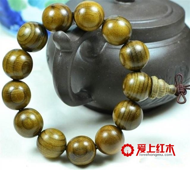 静心文玩之金丝楠手串的保养方法-1
