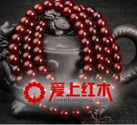 紫檀手串盘不出包浆？可能是你盘玩方法错了！-2