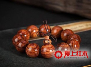教你保养越南黄花梨手串的方法