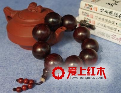 小叶紫檀手串这样盘才容易出包浆-4