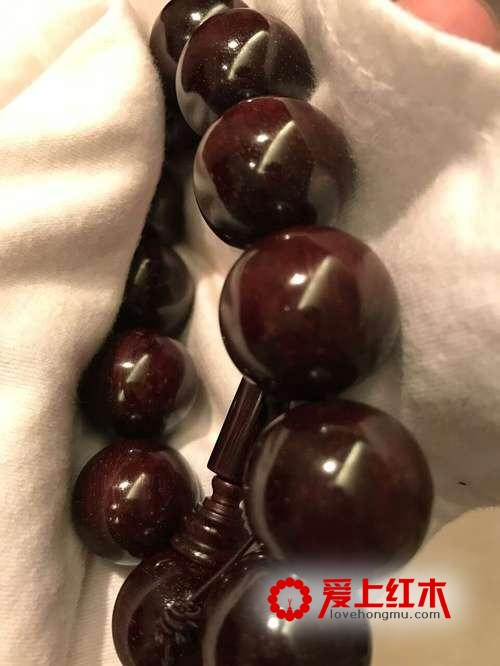 小叶紫檀手串这样盘才容易出包浆-6