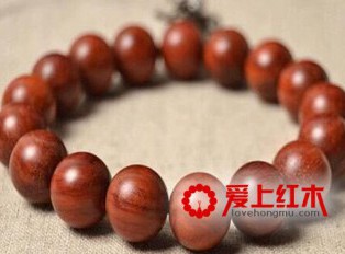 小叶紫檀手串盘玩到包浆的几个阶段