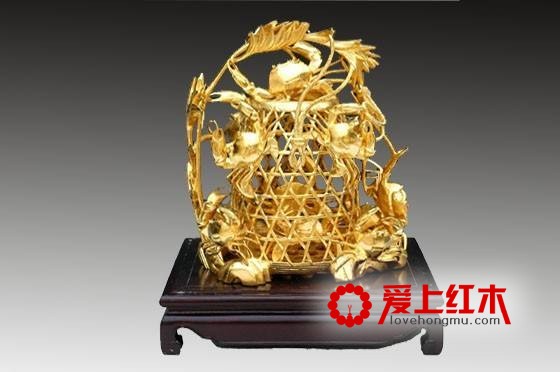 金漆木雕家具体现重庆深厚历史文化