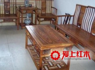 红木保养：仿古红木家具打蜡有五大要求