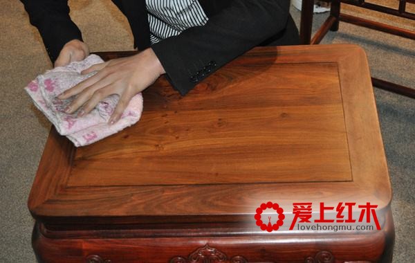 如何延长红木家具的寿命？实用的红木家具保养方法