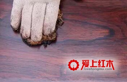 夏季红木家具保养方法！红木家具不要过度保养-3