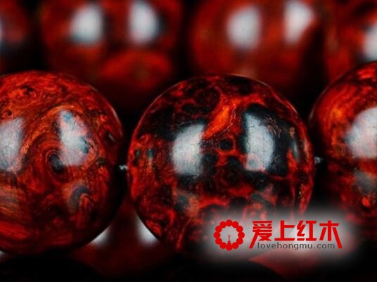 不想你的小叶紫檀废掉，这些盘玩这些细节你得知道-2