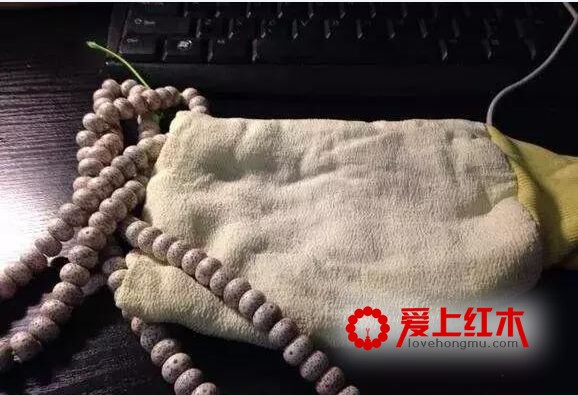 小叶紫檀盘玩七大误区，你中招了没？-4
